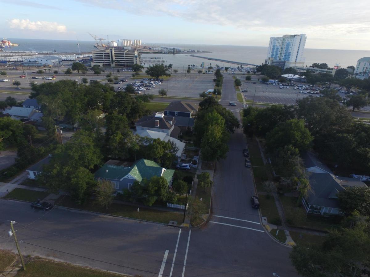 Charming Gulfport Getaway Only 3 Blocks To Beach! المظهر الخارجي الصورة